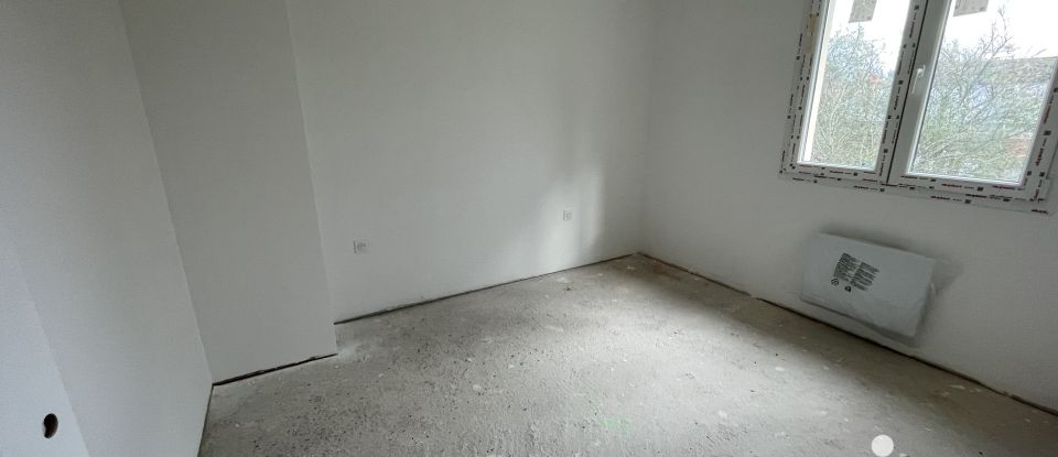 Maison 5 pièces de 90 m² à Lardy (91510)