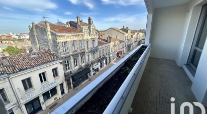 Appartement 3 pièces de 82 m² à Bordeaux (33000)