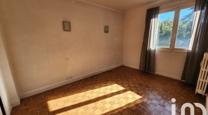 Appartement 3 pièces de 57 m² à Clamart (92140)