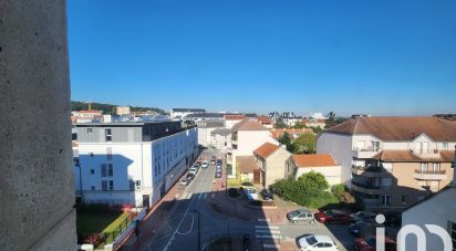 Appartement 3 pièces de 57 m² à Clamart (92140)