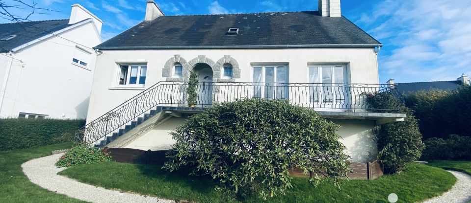 Traditional house 7 rooms of 152 m² in Plabennec (29860)