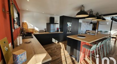 Gîte 8 pièces de 210 m² à Nalliers (85370)