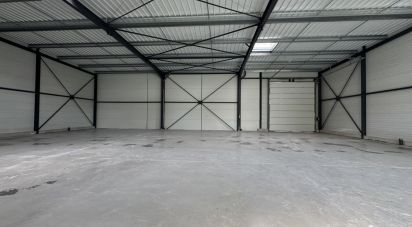 Local d'activités de 365 m² à Azay-le-Brûlé (79400)