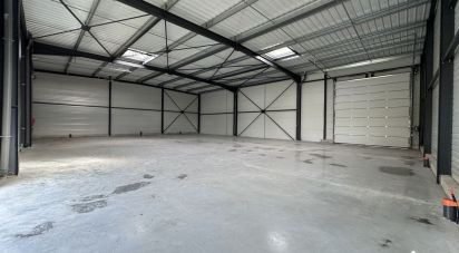 Local d'activités de 365 m² à Azay-le-Brûlé (79400)