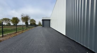 Local d'activités de 365 m² à Azay-le-Brûlé (79400)