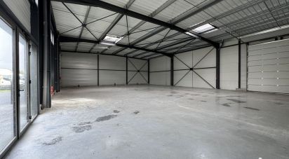 Local d'activités de 365 m² à Azay-le-Brûlé (79400)