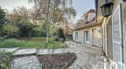 House 7 rooms of 185 m² in Chessy (77700)