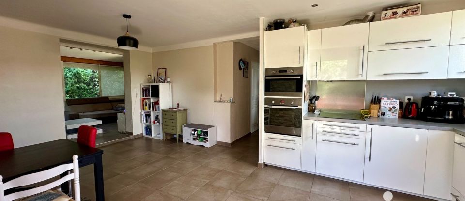 Appartement 4 pièces de 83 m² à Gardanne (13120)