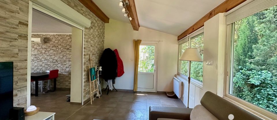 Appartement 4 pièces de 83 m² à Gardanne (13120)