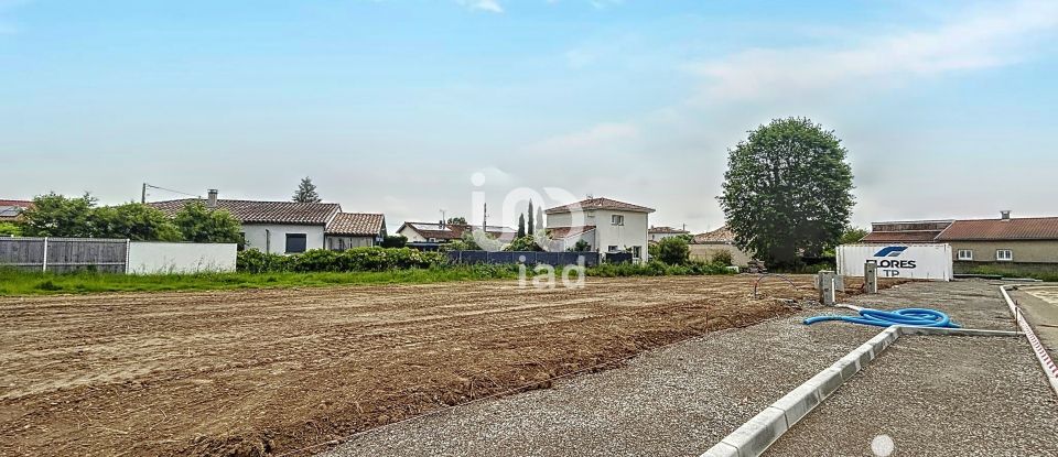 Land of 501 m² in Seilh (31840)