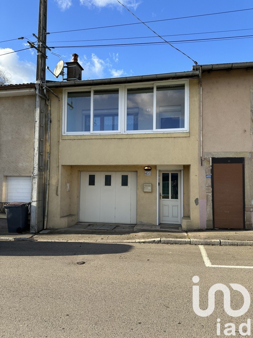 Maison 3 pièces de 80 m² à Monthureux-sur-Saône (88410)