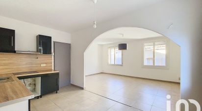 Appartement 3 pièces de 80 m² à Saint-Saturnin-lès-Avignon (84450)