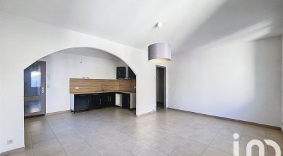 Appartement 3 pièces de 80 m² à Saint-Saturnin-lès-Avignon (84450)