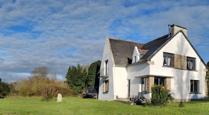 Maison traditionnelle 6 pièces de 123 m² à Fouesnant (29170)