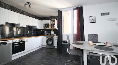 Appartement 4 pièces de 76 m² à Élancourt (78990)