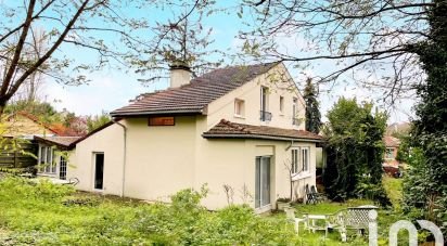 Traditional house 5 rooms of 119 m² in Coubron (93470)