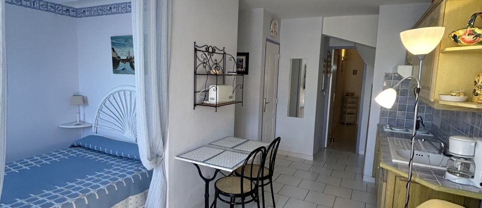 House 4 rooms of 70 m² in SAINT-PIERRE-LA-MER (11560)