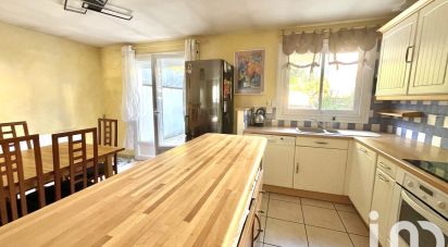 Traditional house 6 rooms of 160 m² in Linas (91310)