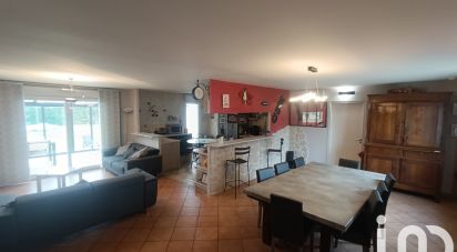 Pavillon 7 pièces de 179 m² à Châteauroux (36000)