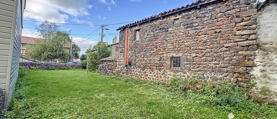 Maison de campagne 3 pièces de 73 m² à Saint-Martin-de-Fugères (43150)