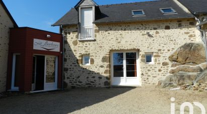 Longere 11 rooms of 257 m² in Mayenne (53100)