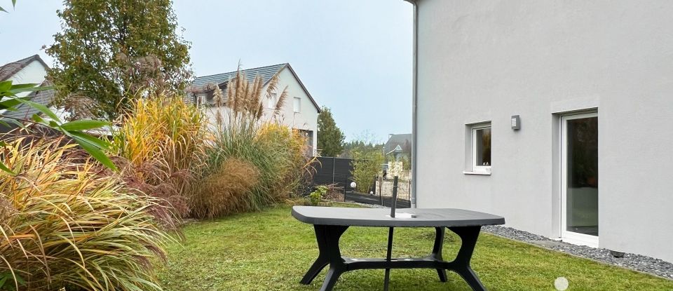 House 5 rooms of 95 m² in Muttersholtz (67600)