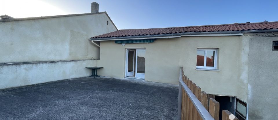 Maison de village 5 pièces de 173 m² à Châtelneuf (42940)