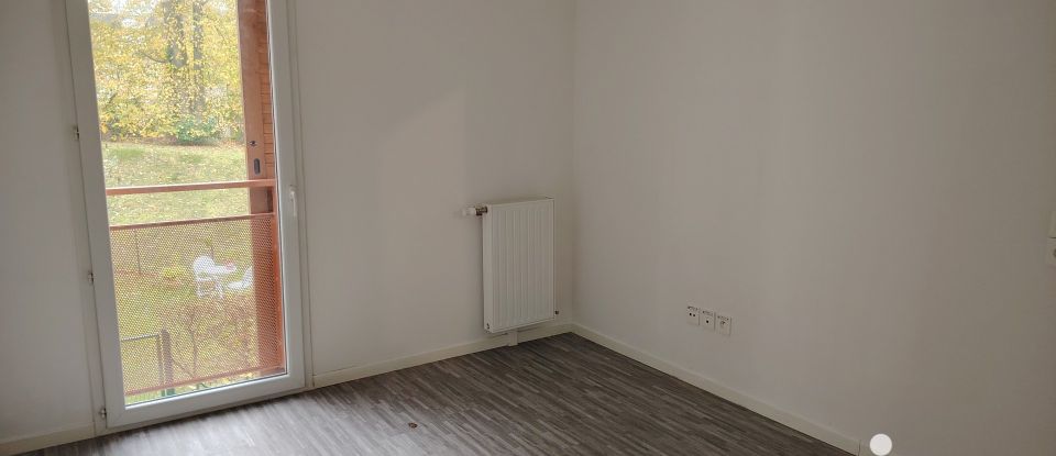 Apartment 2 rooms of 42 m² in Dammartin-en-Goële (77230)