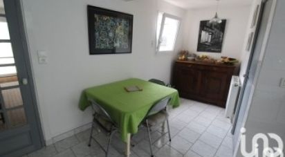 House 7 rooms of 219 m² in Cailly (76690)