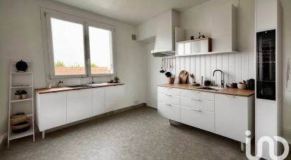 Appartement 6 pièces de 102 m² à Châlons-en-Champagne (51000)