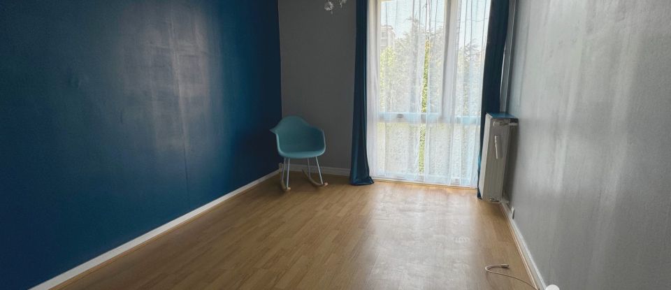 Apartment 3 rooms of 74 m² in Beauvais (60000)