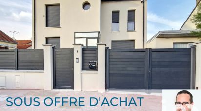 House 8 rooms of 240 m² in Antony (92160)