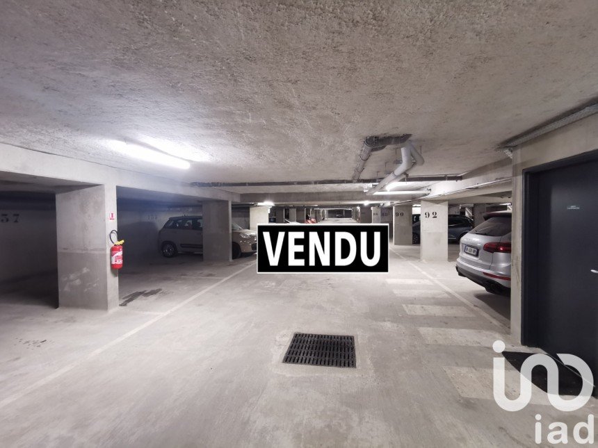 Parking/garage/box de 12 m² à Montfermeil (93370)