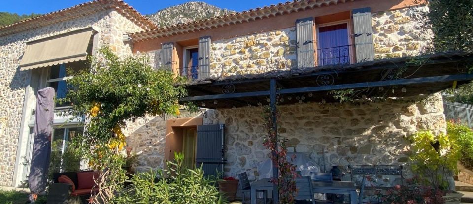 House 5 rooms of 206 m² in Menton (06500)