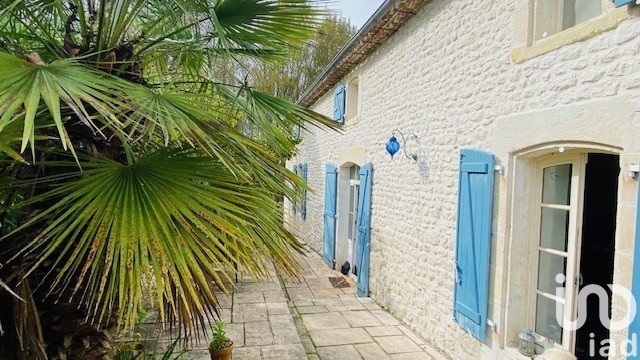 Maison de campagne 5 pièces de 181 m² à Meschers-sur-Gironde (17132)