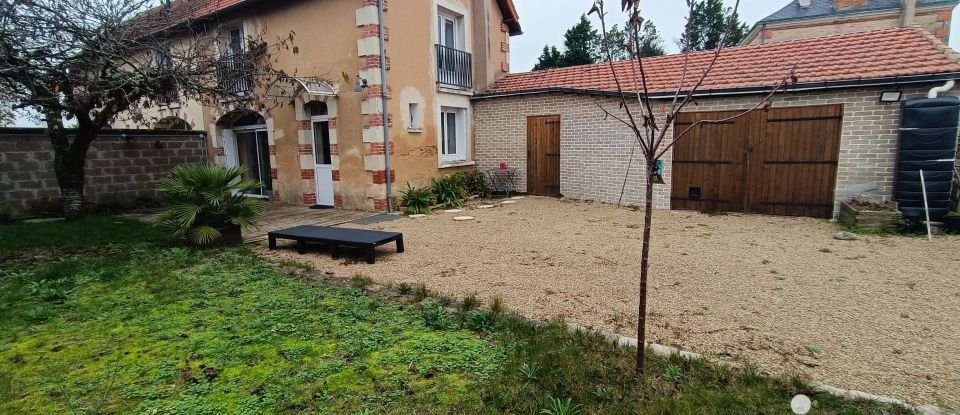 House 3 rooms of 60 m² in Durtal (49430)