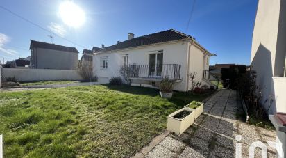 Traditional house 5 rooms of 80 m² in Trappes (78190)