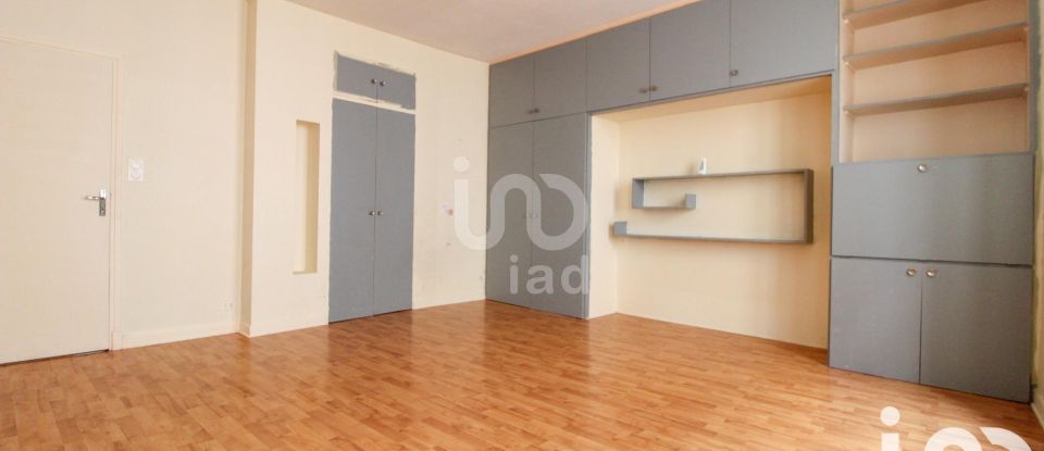 Appartement 2 pièces de 59 m² à Saint-Affrique (12400)