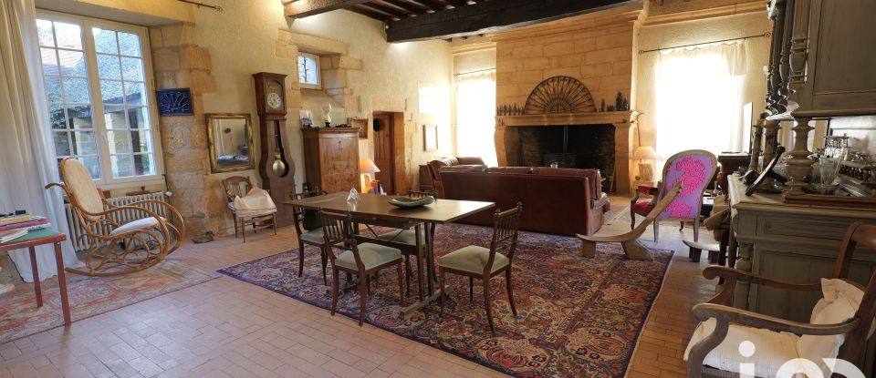 House 12 rooms of 500 m² in Sarlat-la-Canéda (24200)