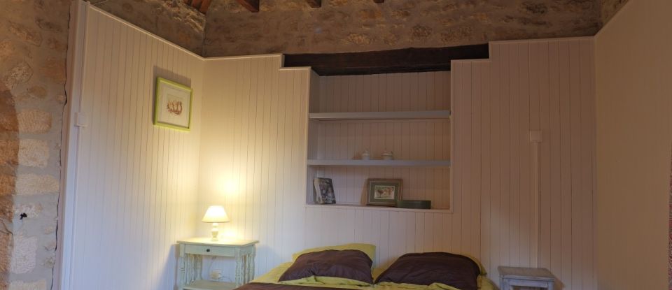 House 12 rooms of 500 m² in Sarlat-la-Canéda (24200)