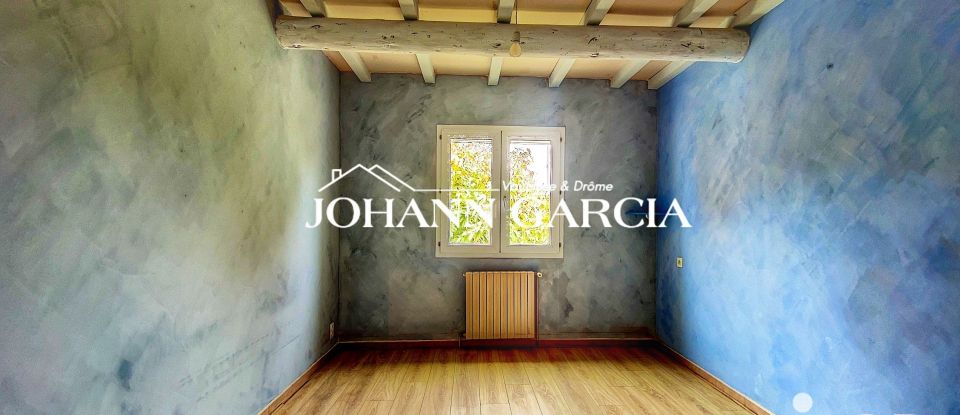 House 7 rooms of 165 m² in Valréas (84600)