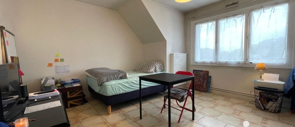 Studio 1 room of 25 m² in Tours (37000)