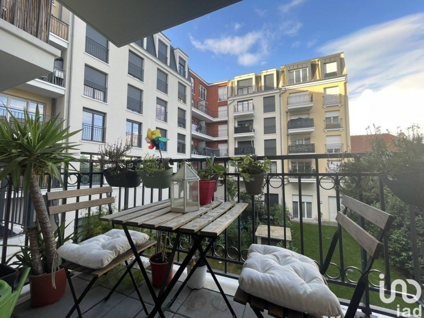 Appartement 3 pièces de 63 m² à Le Blanc-Mesnil (93150)