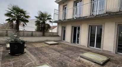 Immeuble de 1 600 m² à Deuil-la-Barre (95170)