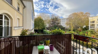 Apartment 2 rooms of 44 m² in Le Plessis-Robinson (92350)