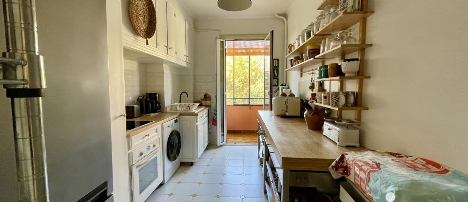 Appartement 2 pièces de 67 m² à Marseille (13005)