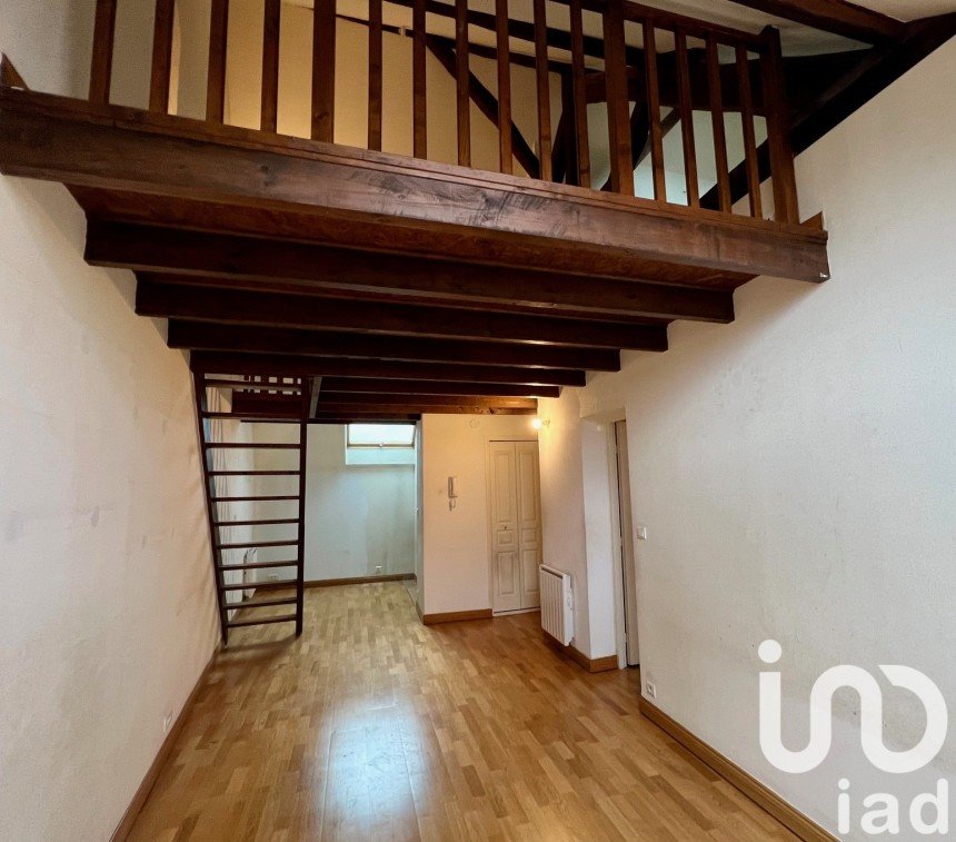 Apartment 3 rooms of 56 m² in Meaux (77100)