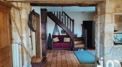 House 7 rooms of 155 m² in Saint-Cyprien (24220)