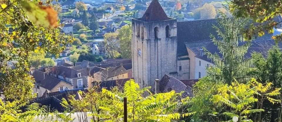 Maison 7 pièces de 155 m² à Saint-Cyprien (24220)