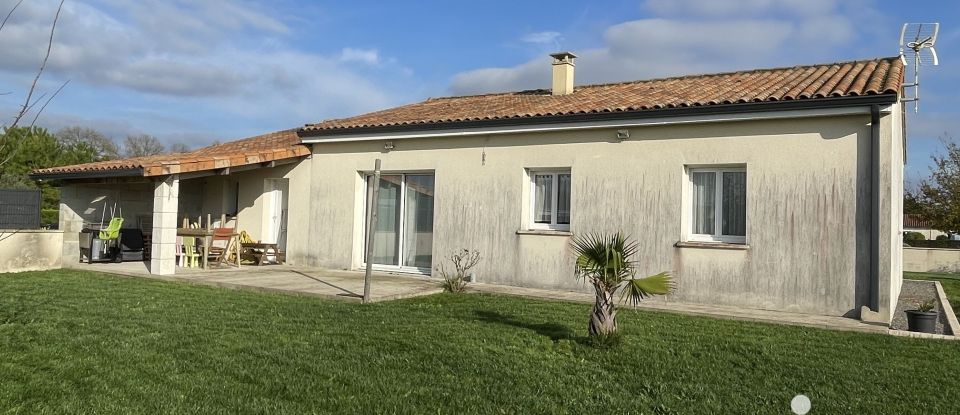 Maison 4 pièces de 95 m² à Chaunay (86510)